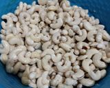 Foto langkah ke 4 dari resep 54. Kacang Mente Goreng Gurih dan Renyah.