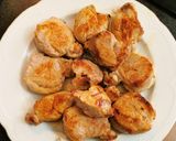 Foto del paso 3 de la receta Medallones de Solomillo de cerdo a la Pimienta verde