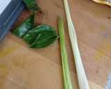 Foto langkah ke 1 dari resep Sukiyaki / Steamboat kuah tomyam.