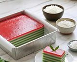 Foto langkah ke 5 dari resep Lapis daun pandan.