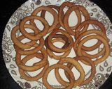 A picture of step 8 of Ring murukku /kodubale /ring chakli.