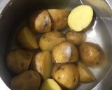 સીંગદાણા બટેટા ની ખીચડી(Peanut-Potato Khichdi receipee in Gujarati) રેસીપી સ્ટેપ1ફોટો