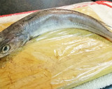 Foto del paso 1 de la receta: Tortilla de Pescadilla y Ajos tiernos