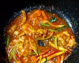 รูปขั้นตอนการทำที่ 5 ของ ไก่ผัดเครื่องแกง