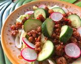 Hình bước làm 4 của món Salad Thịt Băm Rang Tương Cà