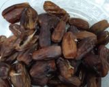 Foto langkah ke 1 dari resep Kurma Coklat.