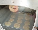 Foto langkah ke 4 dari resep Almond cheese Cookies.