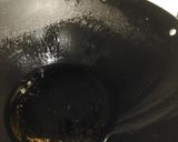 A picture of step 1 of Leek Chicken Soup.
