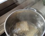Foto del paso 1 de la receta: Noodles con pollo y gambas