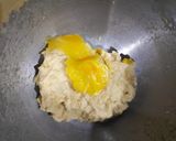 Foto langkah ke 2 dari resep Donat Empuk Tanpa Kentang Metode Autolisis.