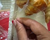 Foto langkah ke 7 dari resep Mini Croissant Tower.