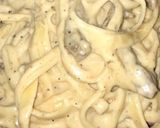 A picture of step 4 of Fettuccine Alfredo Pasta.