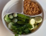 รูปขั้นตอนการทำที่ 2 ของ ข้าวกล่อง (ข้าวผัดน้ำพริก ผักสด ไข่ต้ม)