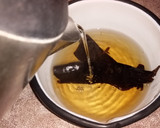Foto del paso 2 de la receta: Masa de tortilla de chile pasilla