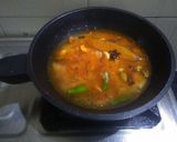 A picture of step 5 of Kashmiri pulao.