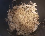 蔬菜滿滿炒泡麵的食譜步驟6照片