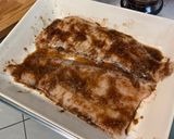 Une image de l'étape 7 de Filets de lieu, crème de poivron, abricot et ail noir.