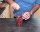 Foto del paso 1 de la receta: Bavaroise de Fresas