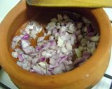 A picture of step 2 of Handi Dum Chicken.