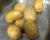 Foto del paso 1 de la receta: 🥔 PAPAS🥔 ACORDEÓN O ABANICO 🥔🍅🧀
