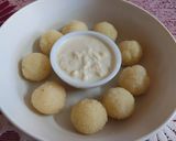 A picture of step 3 of Coconut Ladoo with Rabri.