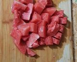 Foto del paso 2 de la receta: Agua de sandía, con fresa y limón