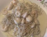 Foto del paso 5 de la receta: Espaguetis konjac con crema de queso azul y gambas