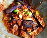 Foto langkah ke 6 dari resep Terong Sambal Teri Medan.