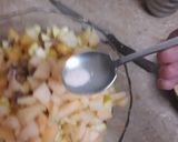 A picture of step 2 of Keenu Fruit Chaat.
