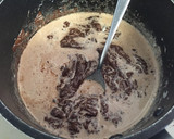 A picture of step 8 of Easy No-Bake Oreo Chocolate Cake.