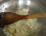 Foto del paso 2 de la receta: Crema de Calabacín al Yakiniku Con Tostas de Queso Gratinado