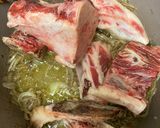 A picture of step 2 of Beef Bones Soup/Sop Balungan/Yahni.
