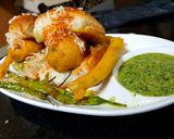 A picture of step 9 of Mumbai Special Vada Pav.