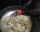 Foto langkah ke 5 dari resep Chicken Omurice Cabai Hijau.