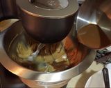 Foto langkah ke 7 dari resep Coffee Cupcake.