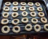 Foto del paso 6 de la receta: Rosquitas para el mate.🥯 Podés freírlas o al horno