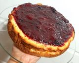 Foto del paso 4 de la receta: Cheesecake de frutilla ❤ al horno 😋 con mermelada casera😌