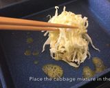 Foto langkah ke 7 dari resep Roti Lapis Kubis.