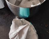 Foto del paso 3 de la receta: Torta decorada con merengue
