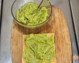 A picture of step 4 of Crispy Tostadas with Guacamole and Fresh Shrimp – An Irresistible Snack!.