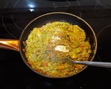 Foto del paso 2 de la receta Salsa casera de aguacate a los tres pimientos