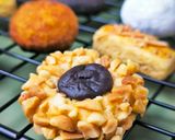 Foto langkah ke 2 dari resep 1 Adonan Kue Kering Untuk Aneka Variasi | Cookies Sat Set.