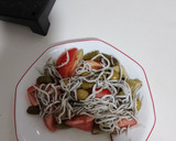 Foto del paso 3 de la receta: Ensalada de gulas