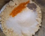 A picture of step 2 of Yam pakoda (pooree).