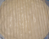 Foto del paso 2 de la receta: Palitos de Queso con Masa de Hojaldre
