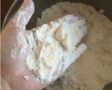 A picture of step 2 of Agathy's American Biscuits.