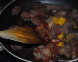 A picture of step 4 of Beef stroganoff.