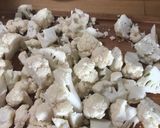 A picture of step 1 of Garlic Mashed Cauliflower.