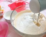 Foto langkah ke 2 dari resep Bolu Kukus Tiramisu.