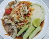 รูปขั้นตอนการทำที่ 6 ของ ส้มตำปูม้าต้มปลาร้า